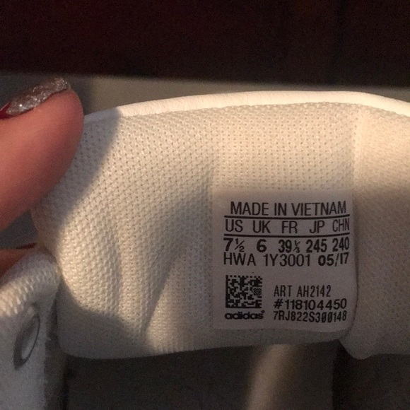 Adidas rose gold cloudfoam stripe sneaker - Picture 7 of 7